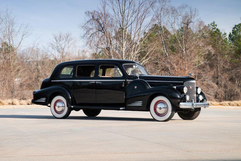 Cadillac V16 Series 90 Fleetwood 1938