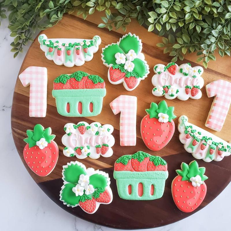 Set of 13 strawberry-themed cutters