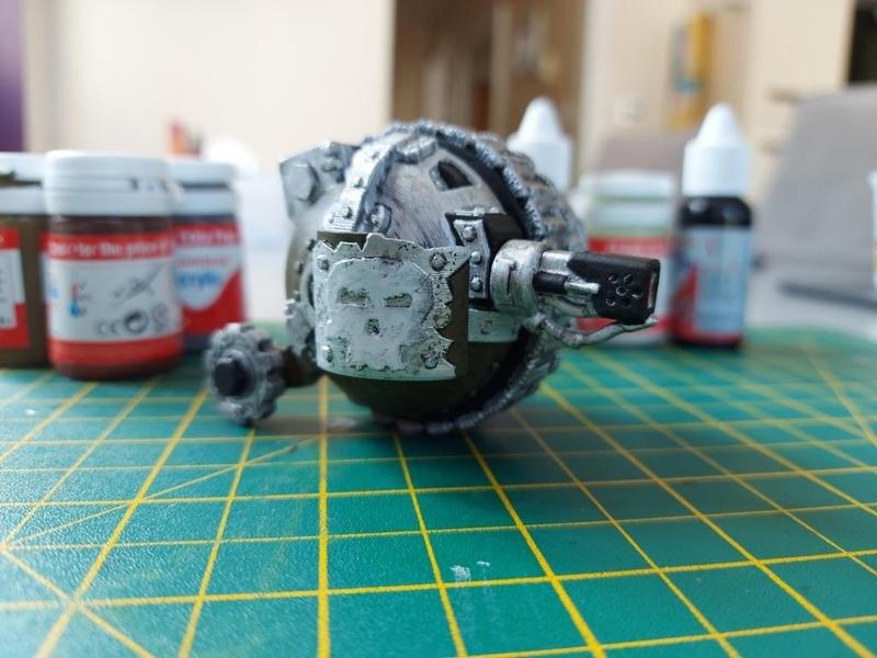 Doom-wheel with rotation wheels