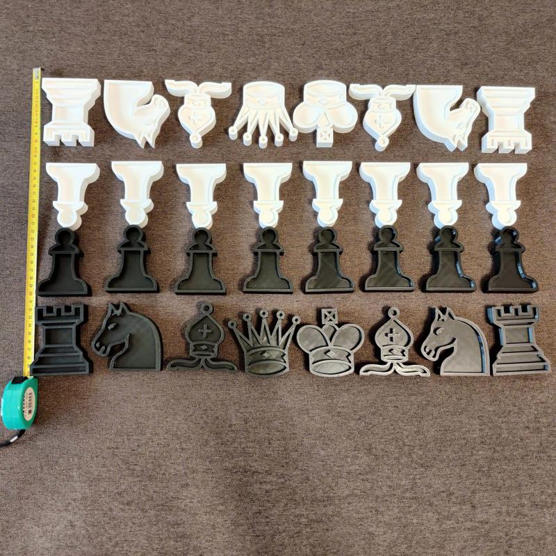 Wall chess set