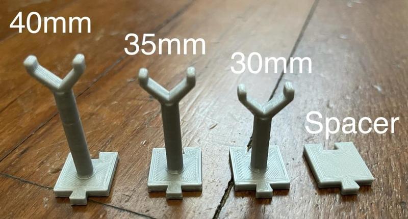 Modular jigsaw stands (3 heights)