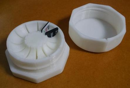 12 slot uSD-card container
