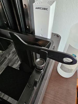 Dripper for plastic scraper   