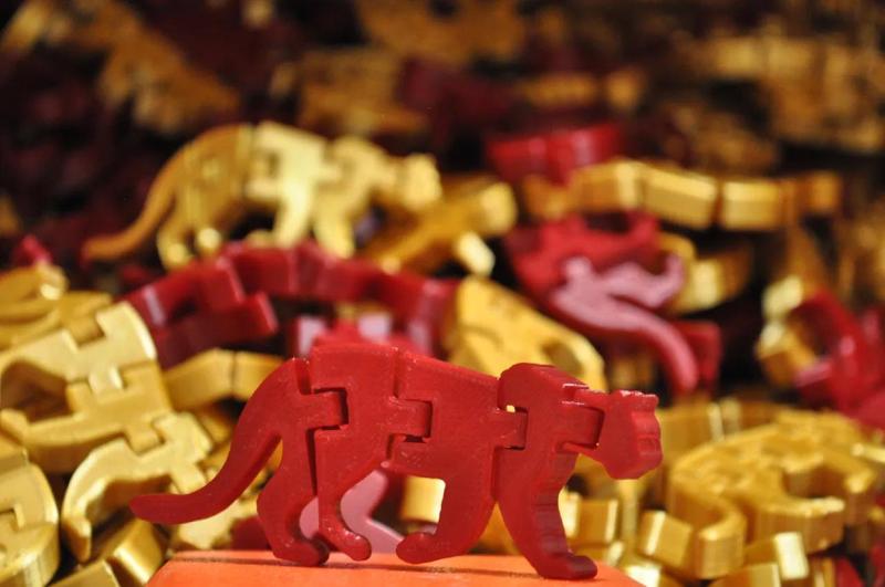 Mountain Lion Flexi Toy   