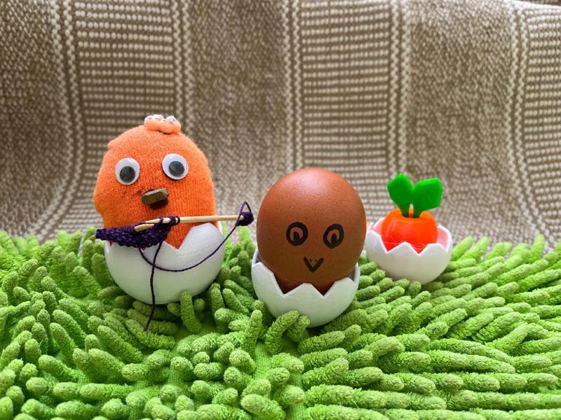 Egg/carrot holder   