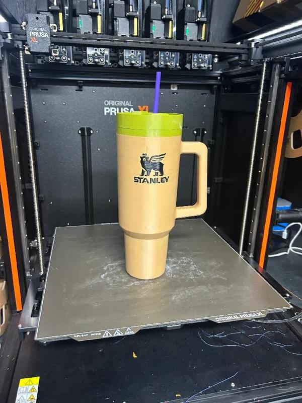 Working Stanley Tumbler   