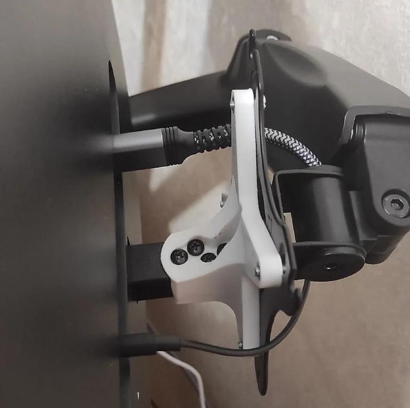 VESA 75 mount for Huawei MateView SE SSN-24 M4 Nuts   