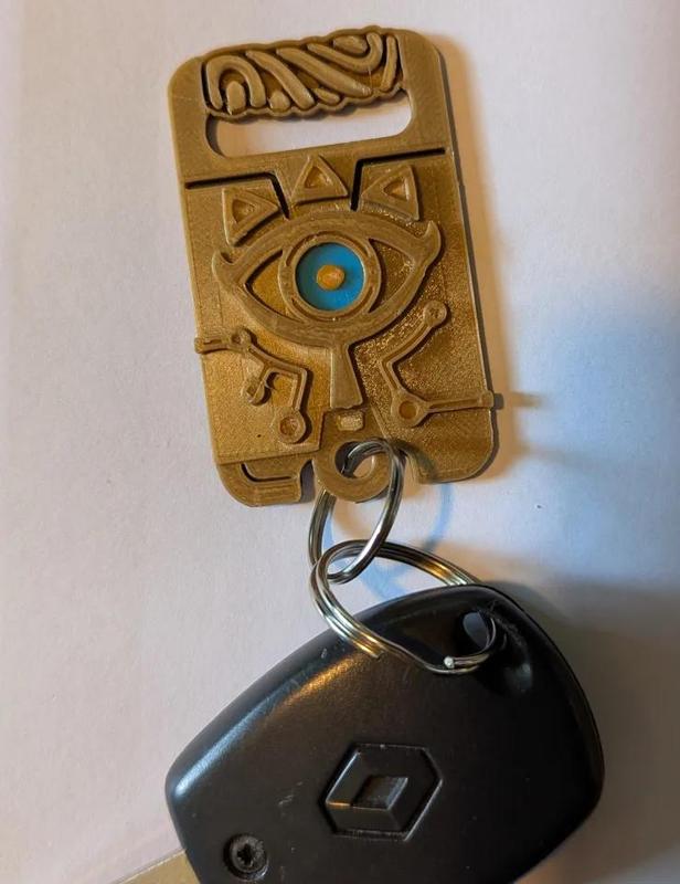 Sheikah Slate Keychain   