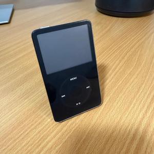 Minimalist iPod Classic Display Stand   