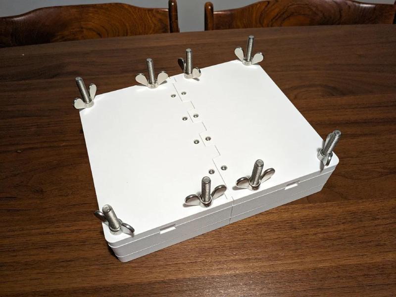 Spark Grill Briq Press   