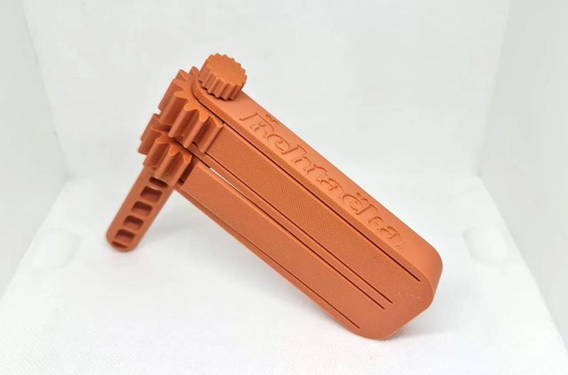 Double Ratchet (Řehtačka)–Traditional Easter Instrument   