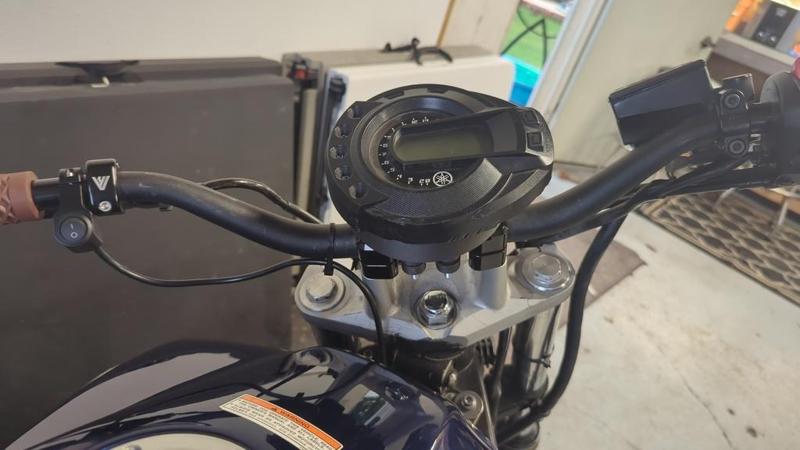 2004-06 Yamaha FZ6 Speedo/tach mount