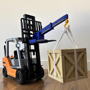 Forklift crane