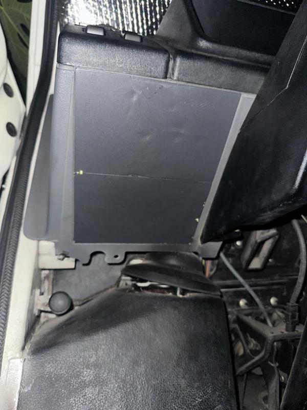 Fuse Box Cover for Renault Trafic II