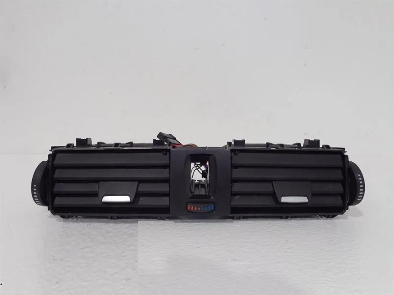 BMW F30 MIDDLE AIR CONDITIONING GRILLE