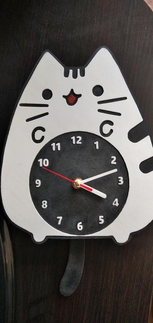 KITTY CLOCK