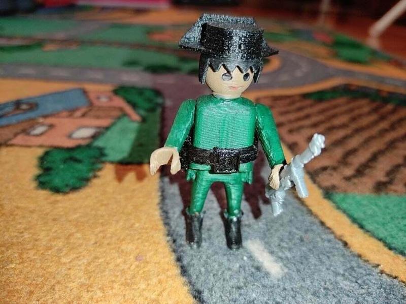 Tricornio Playmobil compatible / (Hat of Spanish Guardia Civil) playmobil compatible
