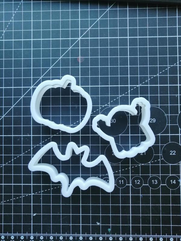 Halloween cookie cutter