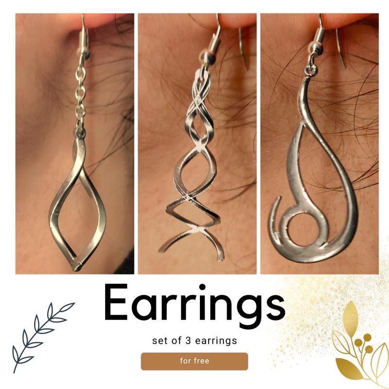 Set of earrings