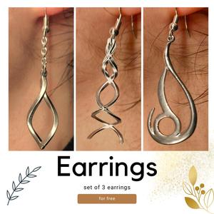 Set of earrings