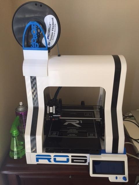 Robo 3D Filament Holder Slot Aligned 