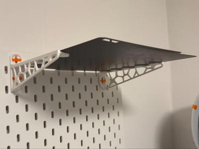 Skadis (t-clip) build plate cooling shelf voronoi