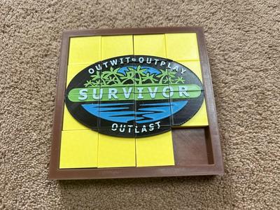 Survivor 4x4 Slide Puzzle