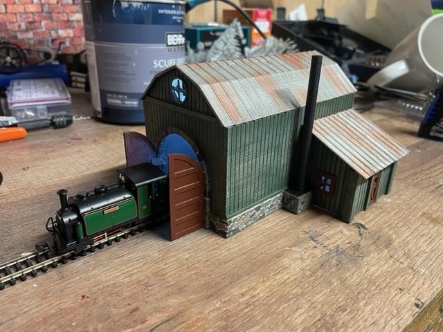 HON30 009 Narrow Gauge engine shed