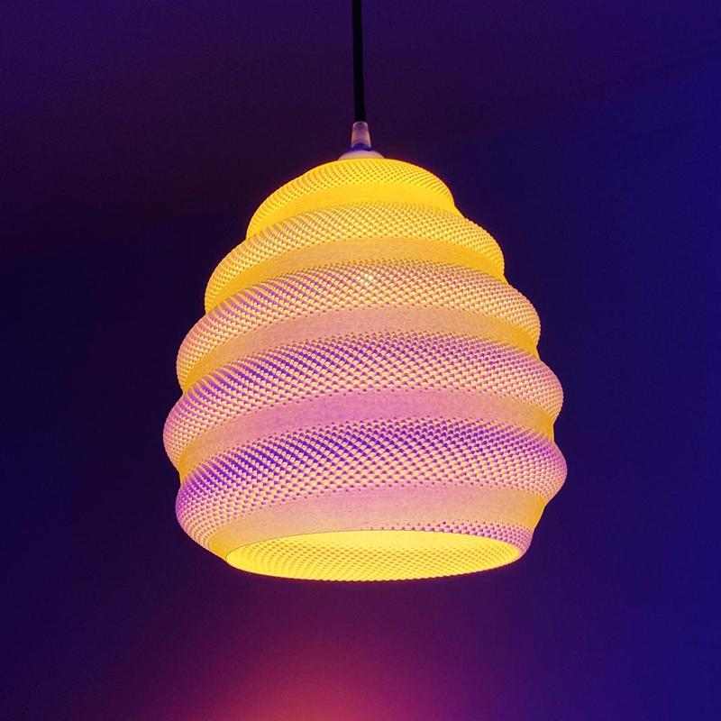 Toro Pendant Lamp - Spiral Lampshade by Lunfardo