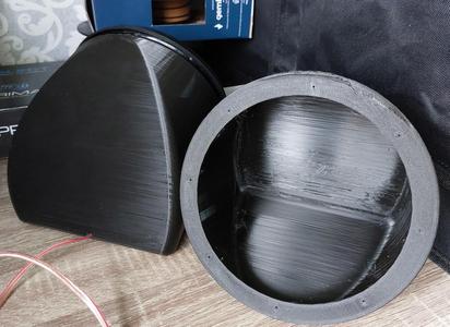 6.5 inch speaker box