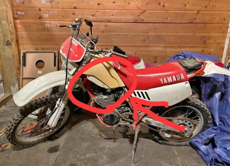 Yamaha TT350 Air Scoop