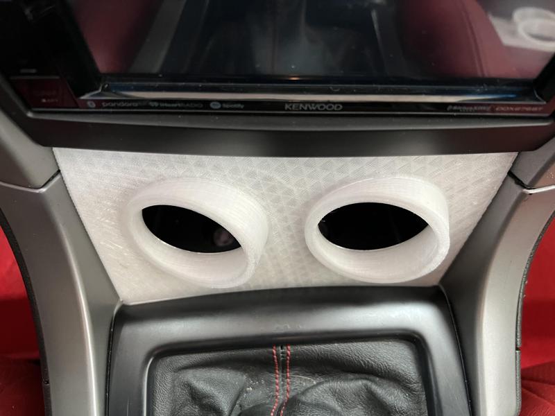 04-06 GTO CONSOLE GAUGE POD