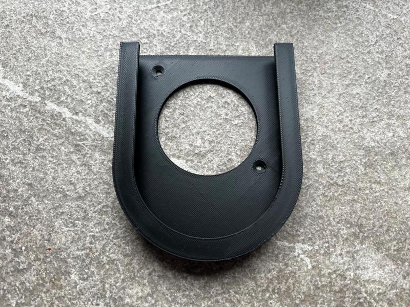 Holder for gas cylinder lids