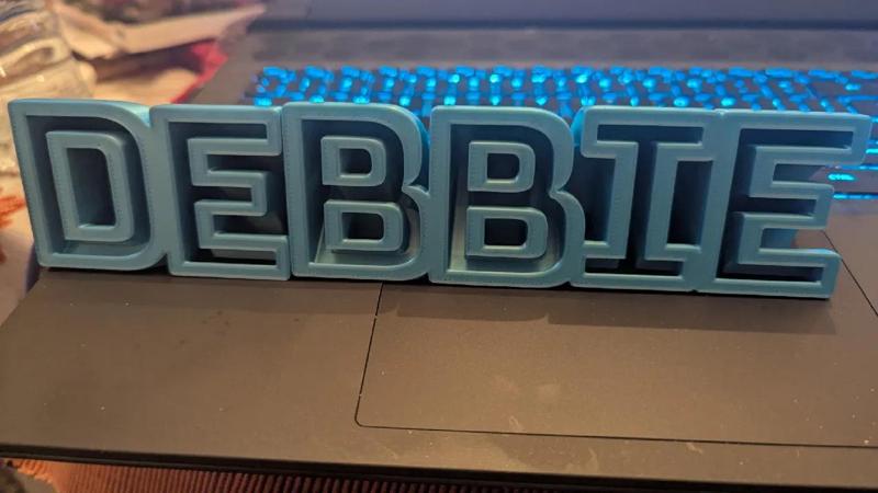 Debbi9e desk sign   