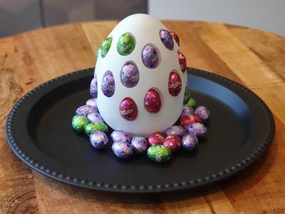Dinosaur Egg Holder
