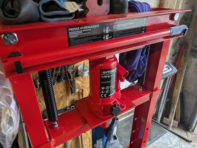 SUPPORT BARRE PRESSE STL   