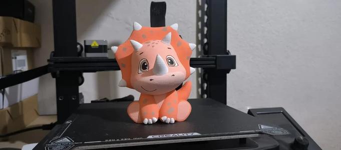 triceratops Dinosaurio Bebe   