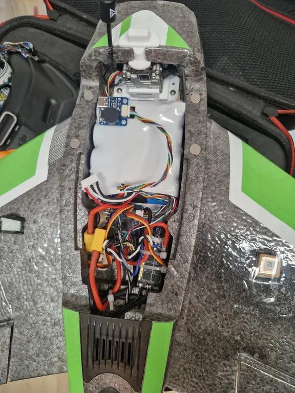 Diatone Ripper / HEE Wing F-01 Caddx Vista Drop-In with Camera Mount   