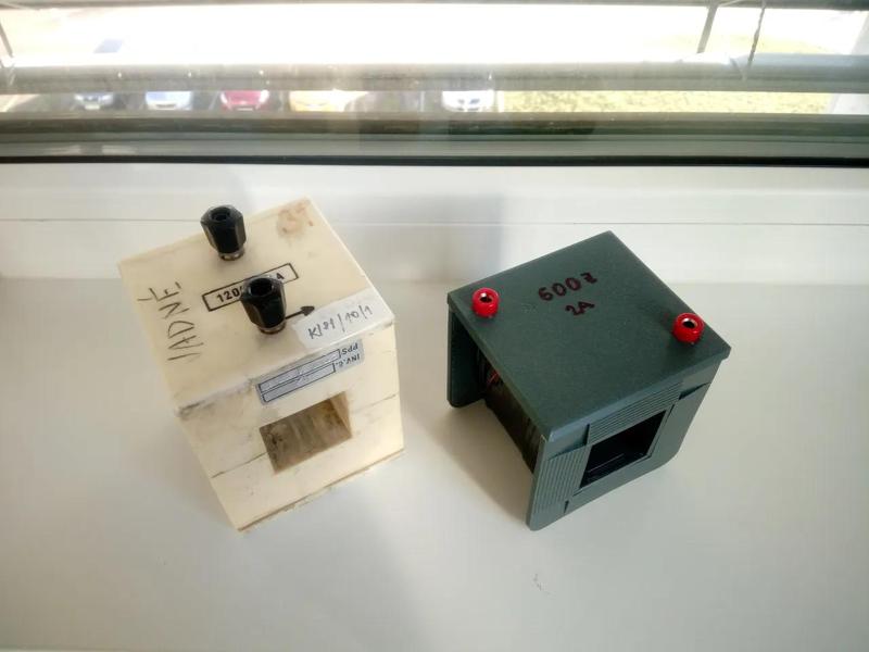 Náhrada rozbitých cívek školního rozkladného transformátoru   