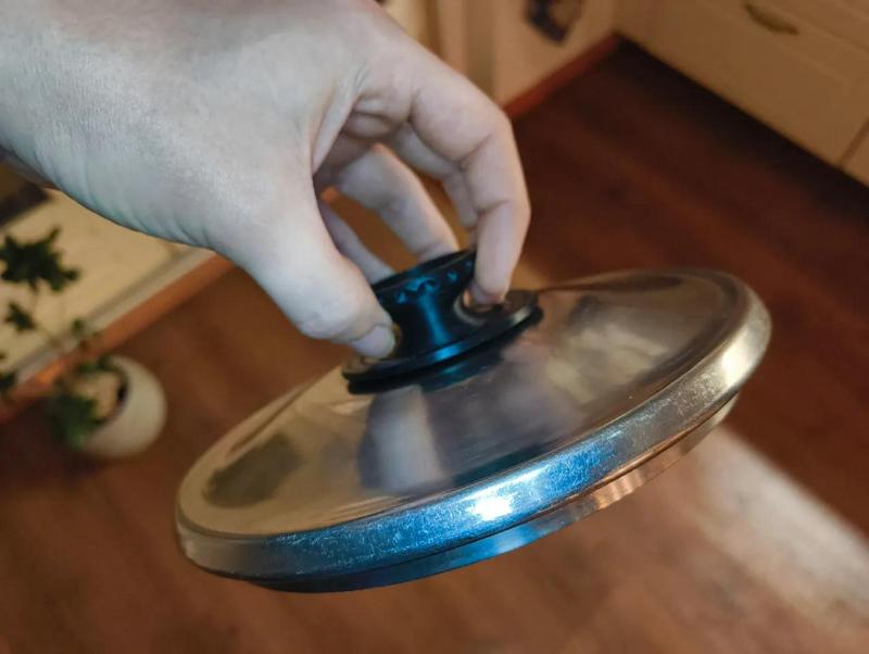 Ergonomic Cooking Pan Lid Knob for M5 Screw (updated)   