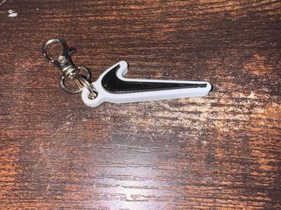 Simple Nike Logo Keychain | Multicolor