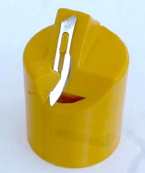 Beveling aid adhesive fittings  Fase an Klebefittings und Rohren aus PVC