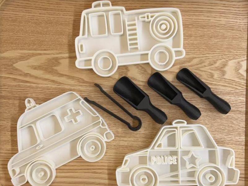 Vehicle formations (sensory material)