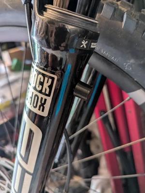 Rockshox Zeb Pressure Relief Valve Dust Cover   