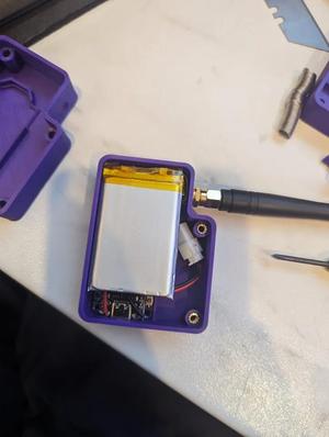 faketek with battery and sma   