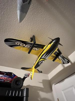 RC plane hanger   