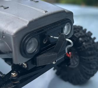 trx4m ir40 bumper with winch cable guide   