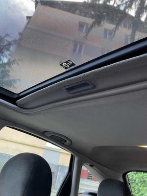 Ford Focus MK1 - Sunroof Shade Handle