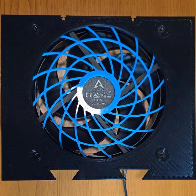 High-efficiency Noctua 140mm fan grill   