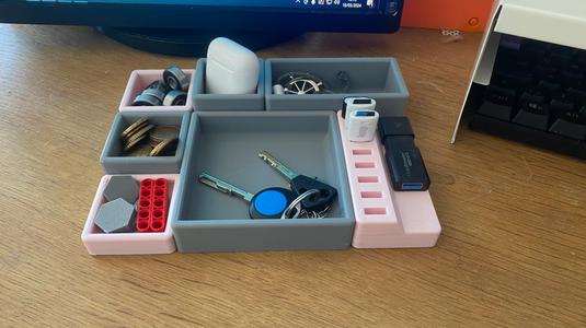 Simple Modular Trays